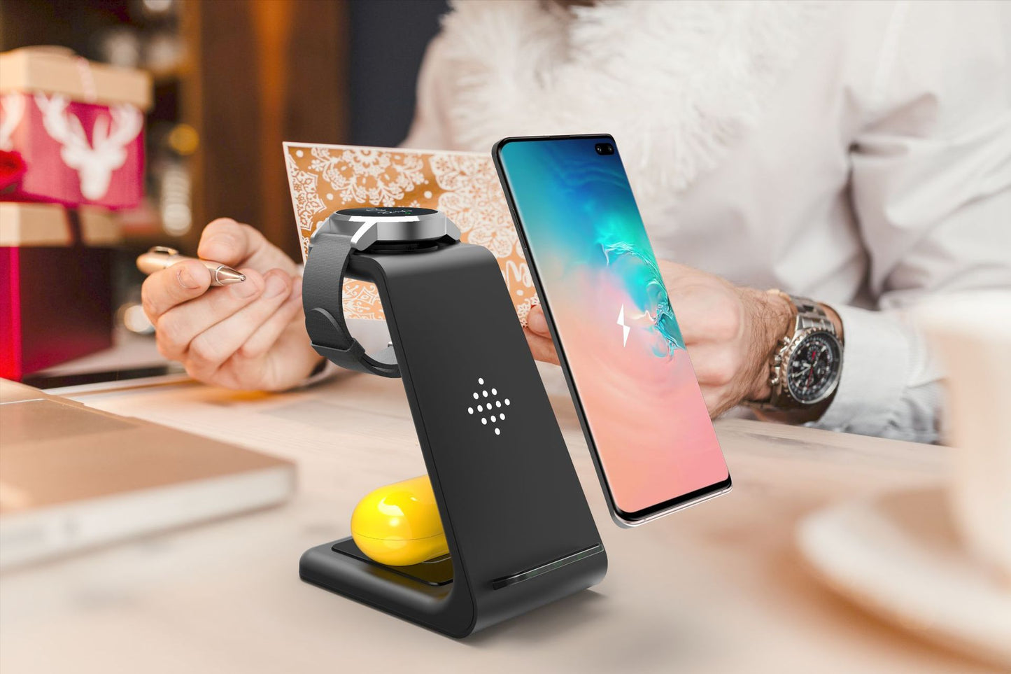 3-in-1 Wireless Charging Stand – Fast Charger for iPhone, Samsung & AirPods