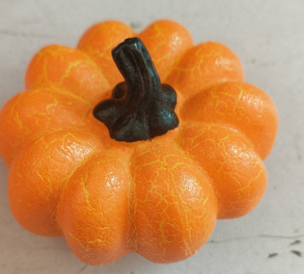 3-Piece LED Pumpkin Lantern Set – Warm Glow Halloween Desk & Home Décor